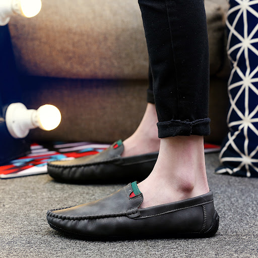 Title 6, Pedal lazy casual leather shoes, designed for e...