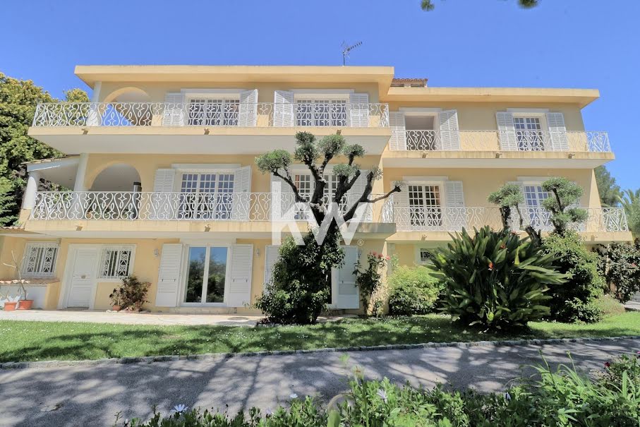 Vente maison 8 pièces 400 m² à Nice (06000), 3 150 000 €