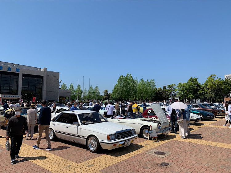 スカイラインのゴールデンウィーク・こどもの日・福井・クラシックカーミーティング・5月もよろしくお願いしますに関するカスタム事例の投稿画像3枚目