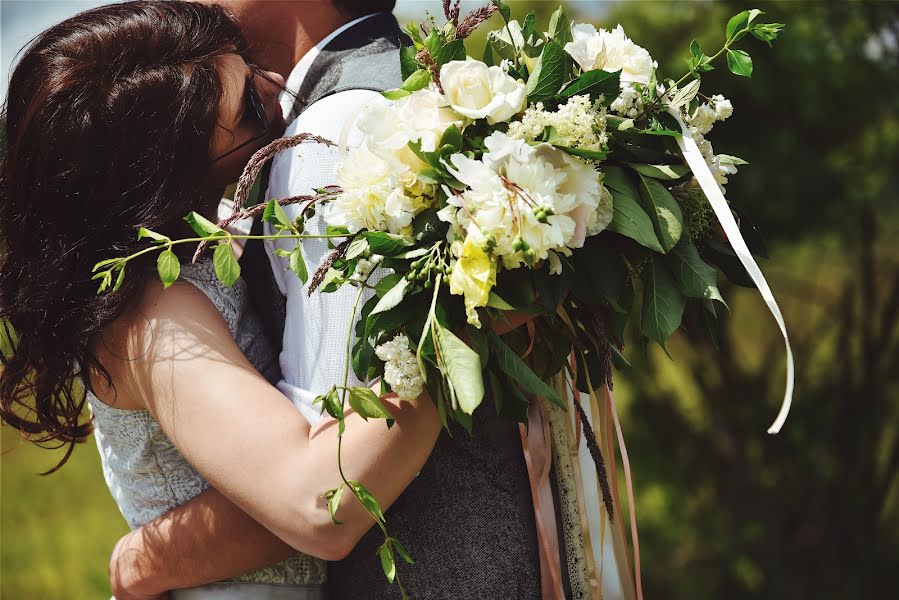 Wedding photographer Yarina Pozhega (yarapozhega). Photo of 12 June 2016