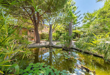 House with pool and garden 1