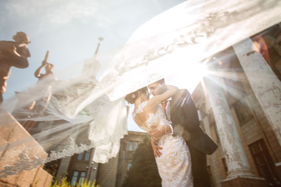 Hochzeitsfotograf Dmitriy Kirichay (kirichaydima). Foto vom 20. September 2017