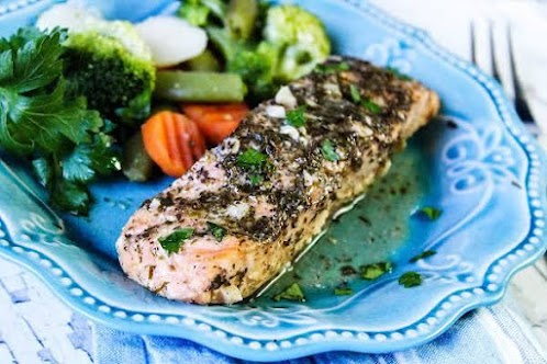 Easy Baked Salmon in Foil