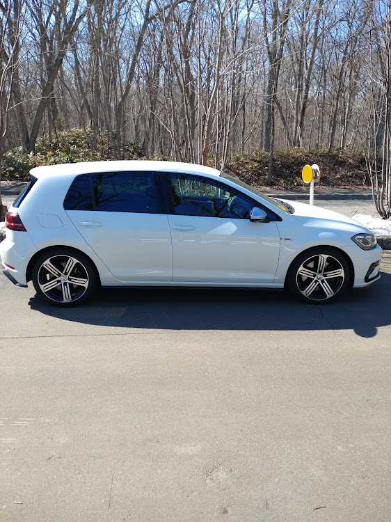ゴルフ Rのあなたの車へのこだわりは？に関するカスタム事例の投稿画像1枚目