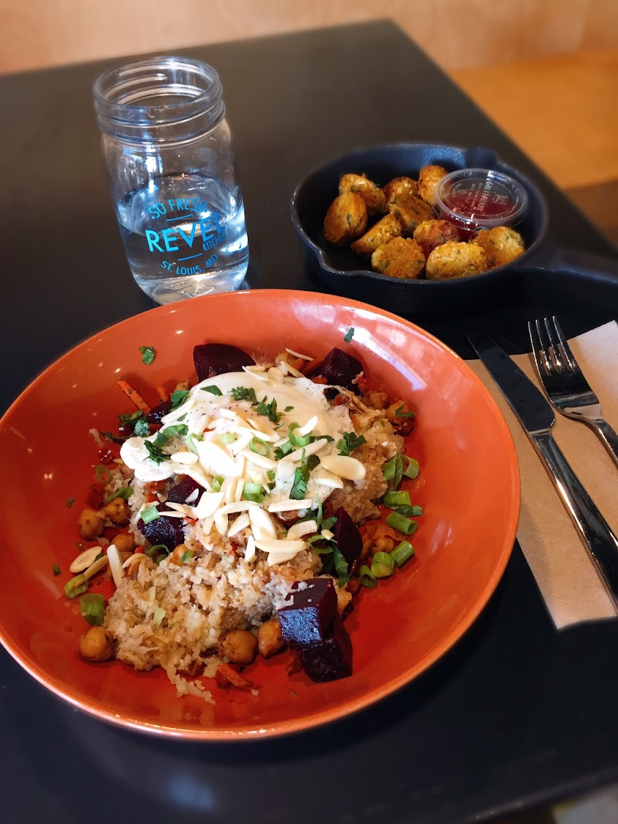 Awesome Mediterranean cauli-rice bowl & cauli-tots