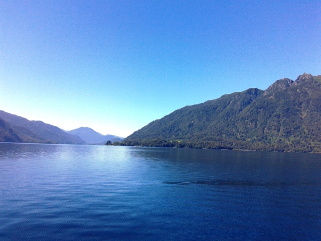 CRUCE DEL LAGO DE TODOS LOS SANTOS. PEULLA. FRUTILLAR Y LLANQUIHUE - CHILE, de Norte a Sur con desvío a Isla de Pascua (9)