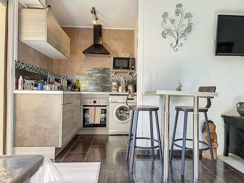 Vente appartement 1 pièce 30 m² à Saint-raphael (83700), 195 000 €