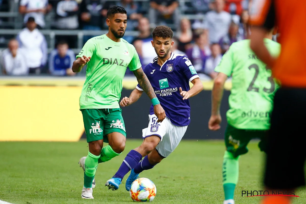 Vargas juicht vijf jaar na vertrek bij Anderlecht niet na zijn goal: "Dat is respect, deze club heeft veel voor me gedaan"