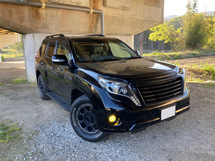 ランドクルーザープラドのもうすぐゴールデンウィーク・MONSTA  TERRAIN GRIPPER・陸橋下にて...・模様替えをして愉しむ・自称中期マットブラックエディションに関するカスタム事例の投稿画像5枚目