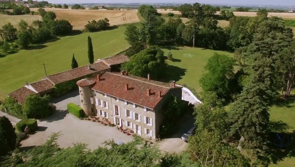 Vente château 17 pièces 542 m² à Villefranche-de-Lauragais (31290), 2 200 000 €