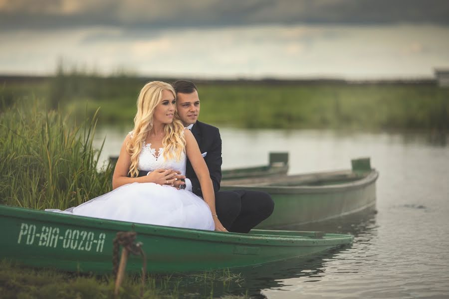 Fotograf ślubny Tomasz Król (fototeka). Zdjęcie z 25 stycznia 2018