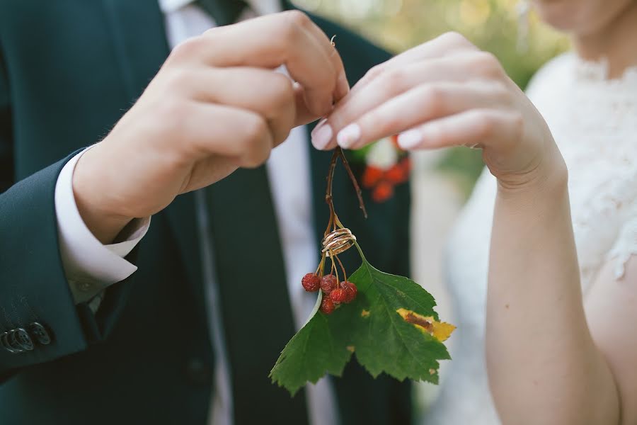 Fotógrafo de casamento Yuliya Rekhova (yuyucinnamon). Foto de 1 de dezembro 2015