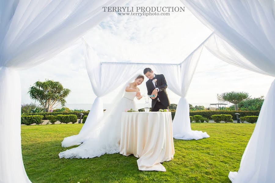 Fotógrafo de casamento Terry Li (terryli). Foto de 30 de dezembro 2019