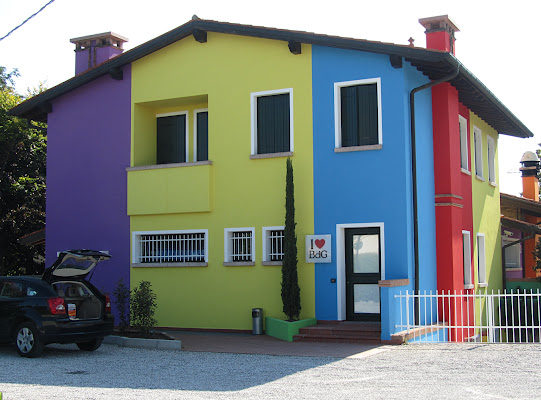 La casa dai mille colori di Lallabai