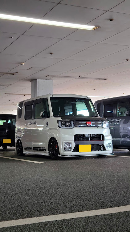 フィットのみんなの配線処理どうしてる？・ちょうど良い車高・ムラサキグランプリ・紫愛・ウェイクに関するカスタム事例の投稿画像10枚目