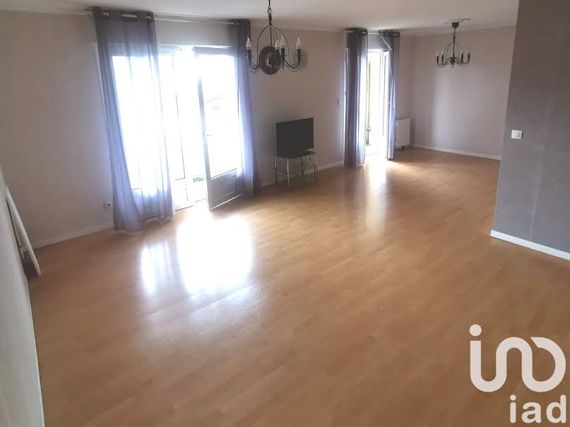 Vente appartement 2 pièces 61 m² à Mitry-Mory (77290), 221 600 €