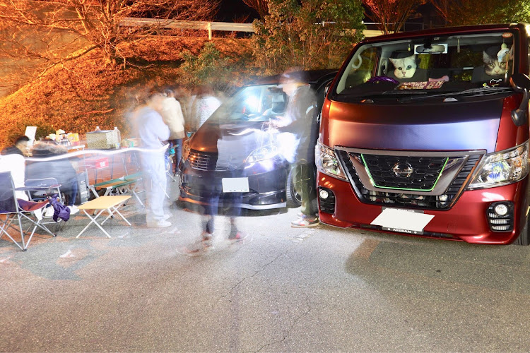 NV350キャラバンのキャラバンカフェ・おでん屋緑茶完売・愛媛箱車會？？・日の出暴走仕様(ﾟoﾟ;;に関するカスタム事例の投稿画像3枚目