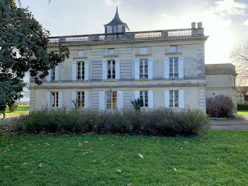 château à Bordeaux (33)