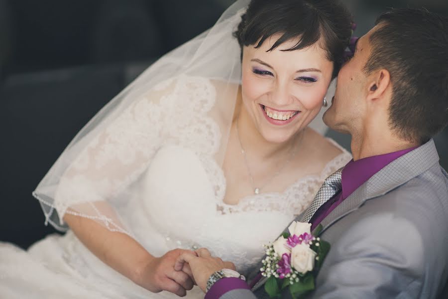 Wedding photographer Nadezhda Lebedeva (shadowsurgut). Photo of 22 November 2014