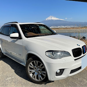 X5 E70