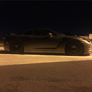 NISSAN GT-R R35