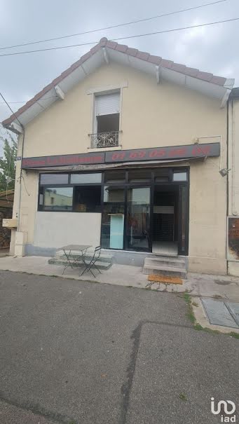 Vente locaux professionnels  136 m² à Viry-chatillon (91170), 399 000 €