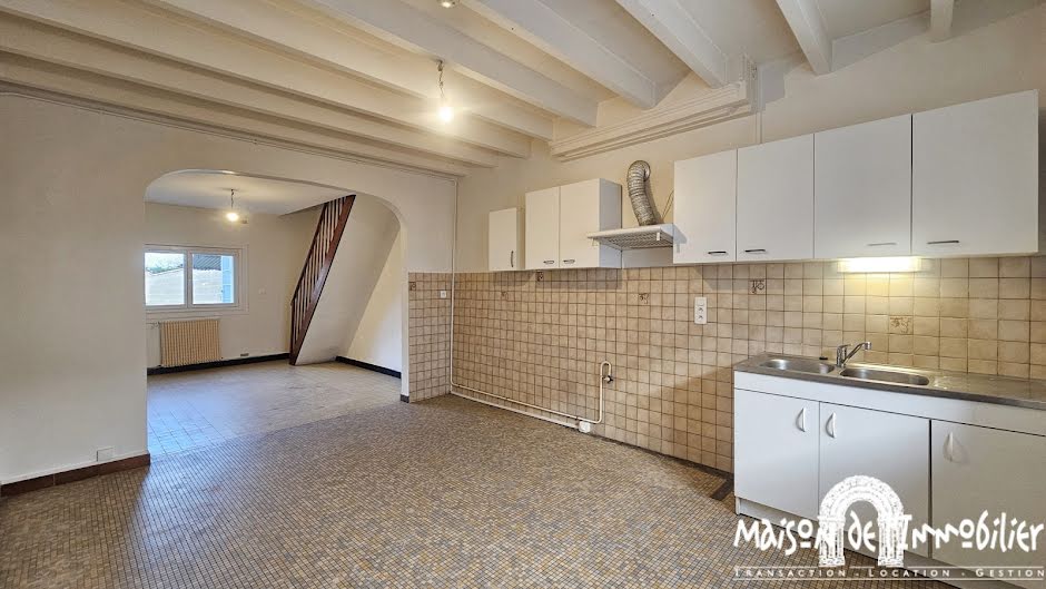 Vente maison 4 pièces 93 m² à Boutiers-Saint-Trojan (16100), 149 800 €