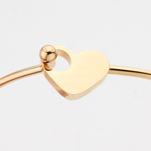 Title 2, Fashion Titanium Steel Heart Clasp Bracelet, a ...