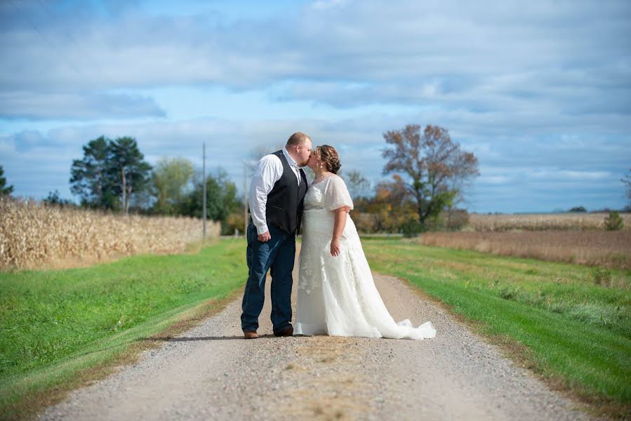 Wedding photographer Katie Fears (katiefears). Photo of 8 September 2019