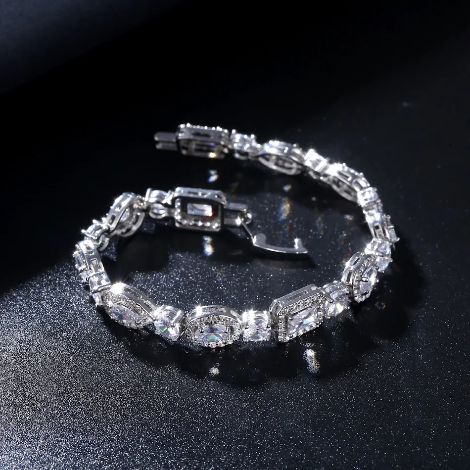 Waterdruppel Multi-vorm Paardenoog Zirkonia Armband, een schitterende armband voor dames, perfect voor dagelijks gebruik of als cadeau voor speciale gelegenheden.