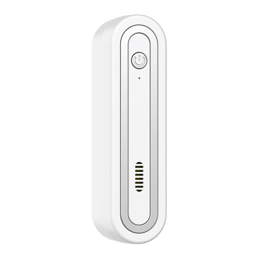 Title 5, Fresh-keeping ozone deodorant car air purifier....