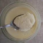 How to Make Yogurt in a Mason Jar was pinched from <a href="http://www.theprairiehomestead.com/2013/05/how-to-make-yogurt-in-a-mason-jar.html" target="_blank">www.theprairiehomestead.com.</a>