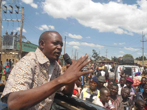 Journalist David Makali addresses residents of Kaptama area during a past campaign. /FILE