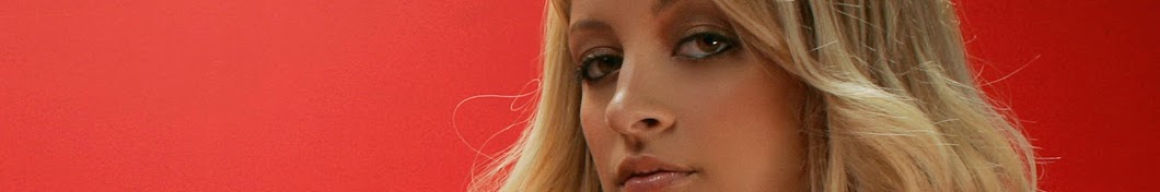 Nicole Richie Banner