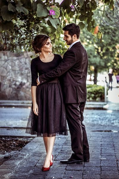 Fotografo di matrimoni Alejandra Zapata (alezapatafoto). Foto del 28 maggio 2020