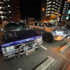 ダットサントラック 4WD