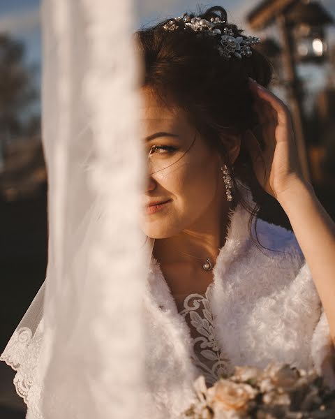 Wedding photographer Alena Kochurkova (rememberme11). Photo of 21 March 2019