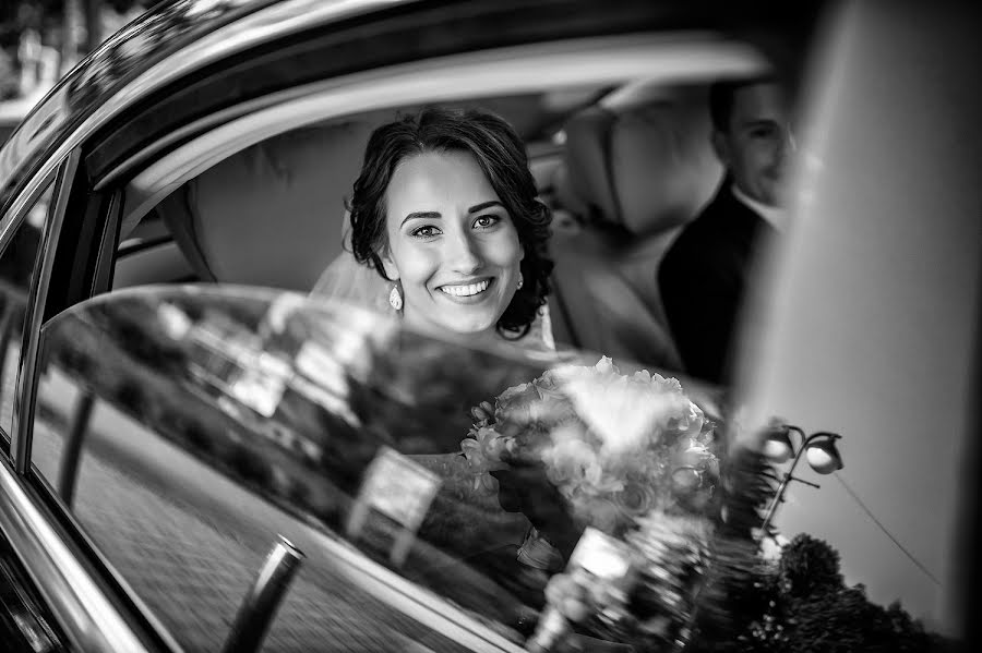 Fotografo di matrimoni Tomas Paule (tommyfoto). Foto del 15 ottobre 2015