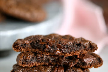 The Ultimate Flourless Chocolate Cookies