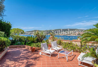 Appartement avec piscine en bord de mer 2