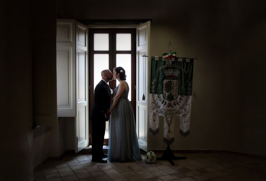 Fotografo di matrimoni Teresa Romeo Arena (romeoarena). Foto del 12 maggio 2018