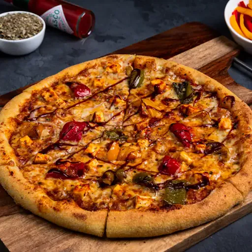 Barbecue Paneer Pizza