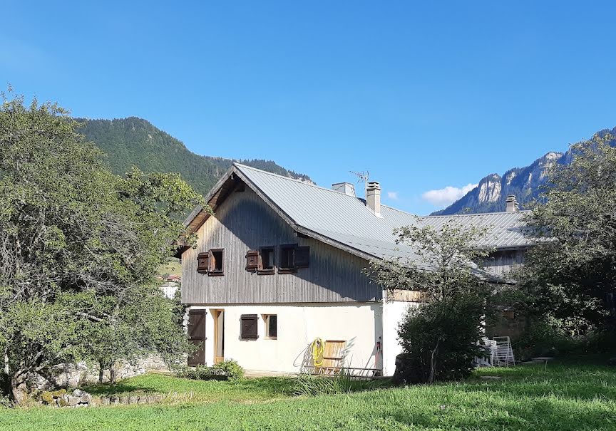 Vente chalet   à Vacheresse (74360), 370 000 €