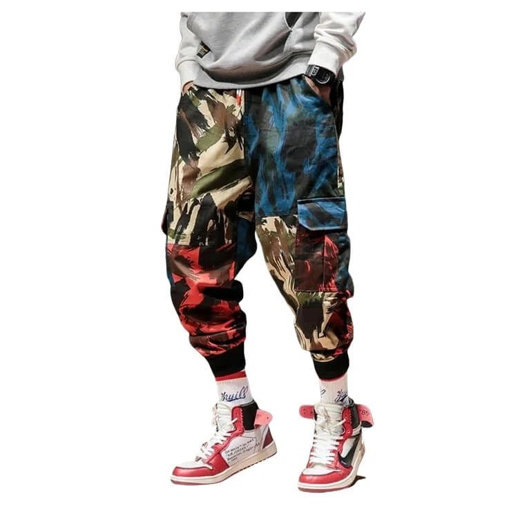 Combinaison camouflage pantalon décontracté, confortable et polyvalente pour un look casual et tendance. Idéale pour un style moderne au quotidien.
