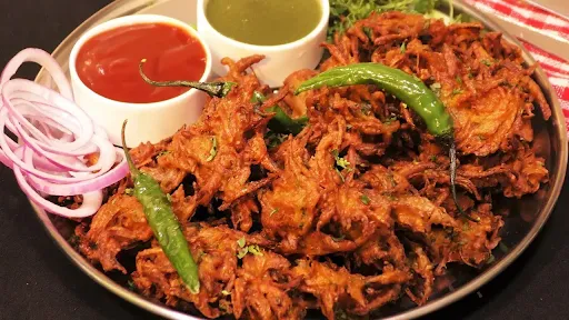 Onion Pakoda [12 Pieces]