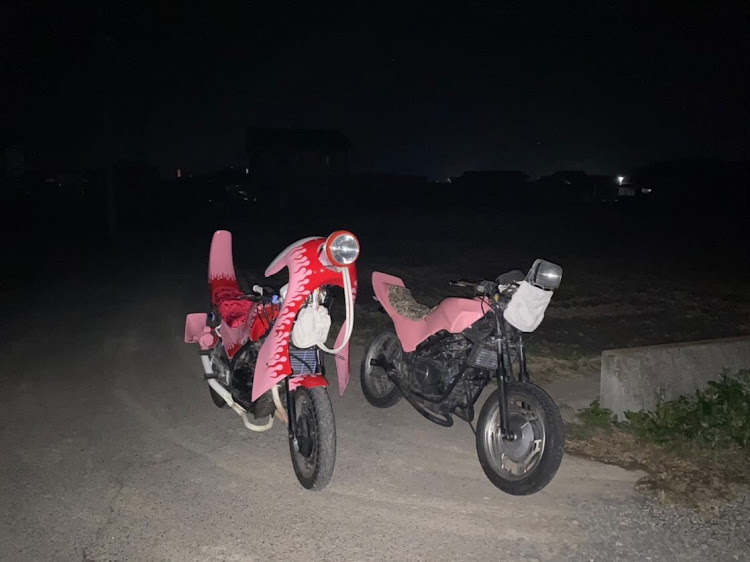しまちゃんさんが投稿したvt250・VT250FE・VT250FC・暴走族に関するカスタム事例の投稿画像5枚目