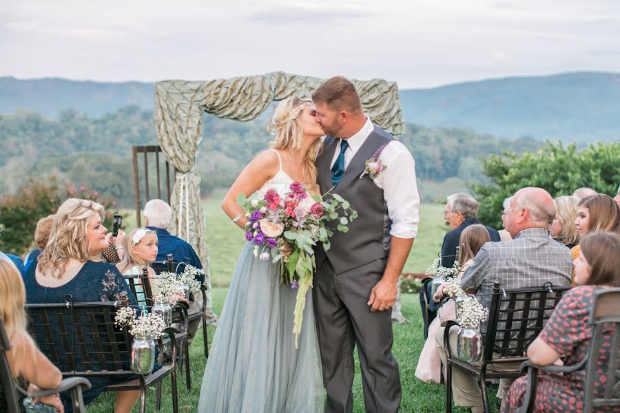 Fotógrafo de casamento Megan Haun (meganhaun). Foto de 9 de setembro 2019