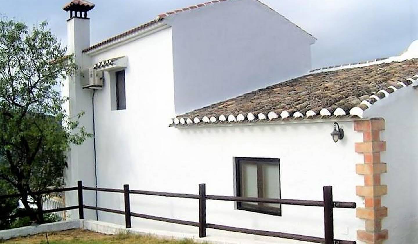 House with pool and garden Córdoba