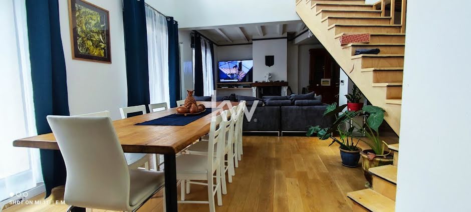 Vente loft  150 m² à Poussan (34560), 410 000 €