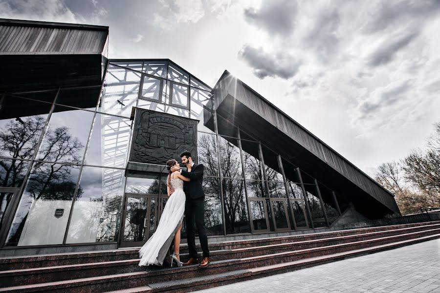 Fotógrafo de casamento Dmitriy Tigrov (tigrov). Foto de 28 de abril 2020